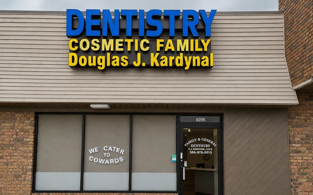 Douglas Kardynal dental office in Sterling Heights